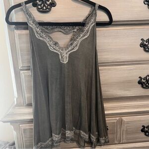 POL Lace Tank Size S - Grey
